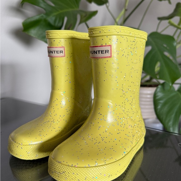 Hunter Other - Hunter Kids Sparkly Yellow Rain Boots